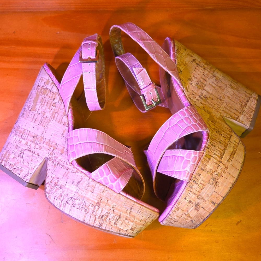 Paris Texas 🩷 Notched Cork Wedges